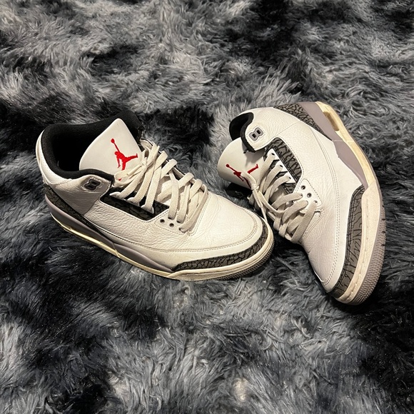 Nike Other - Air Jordan 3 Retro Sneakers